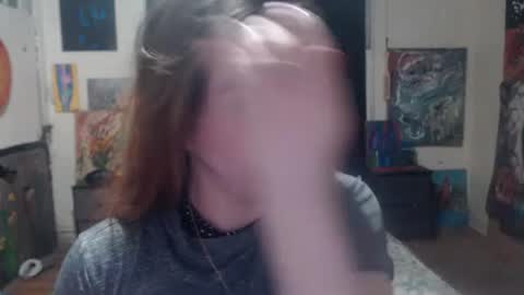 Snapshot of roxanneroulette chatting on January 30, 5:41 am Silver online show from January 30, 5:41 am