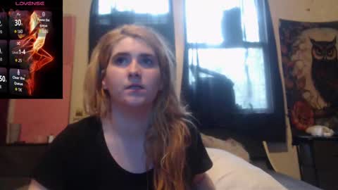 Snapshot of roxanneroulette chatting on September 22, 7:27 pm Silver online show from September 22, 7:27 pm