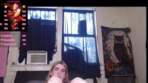 Snapshot of roxanneroulette chatting on October 15, 2:50 pm Silver online show from October 15, 2:50 pm