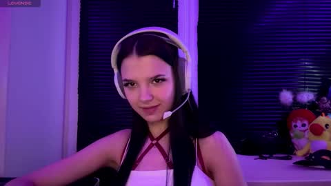 Hana online show from December 3, 3:21 pm