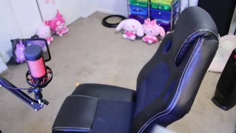 roxie online show from October 4, 2:48 pm