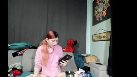 roxihazeleyes online show from September 25, 4:38 am