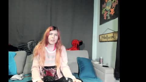 roxihazeleyes online show from October 2, 2:35 pm