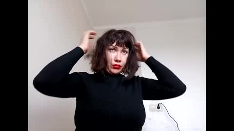 Snapshot of roxolanaa_sexy chatting on March 10, 9:21 am ROXOLANAA SEXY online show from March 10, 9:21 am