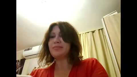 Snapshot of roxolanaa_sexy chatting on December 1, 3:00 am ROXOLANAA SEXY online show from December 1, 3:00 am