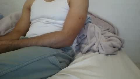 Snapshot of roxthar999 chatting on October 1, 1:06 pm roxthar999 online show from October 1, 1:06 pm