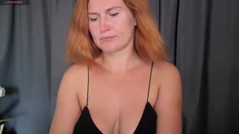 Snapshot of roxxxco chatting on June 26, 11:03 am Tatyana online show from June 26, 11:03 am