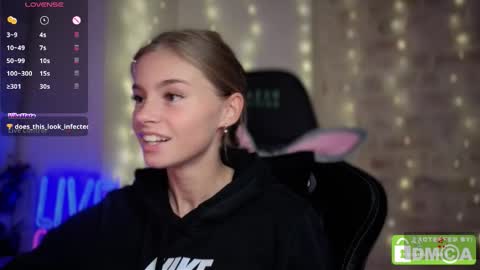 Roxieex ABBY online show from November 6, 9:26 pm