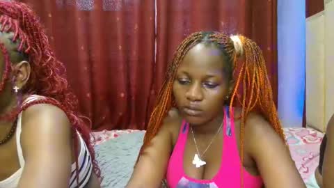 Roxy online show from April 17, 9:45 am