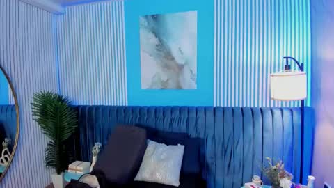 Roxy hell online show from November 9, 12:03 pm