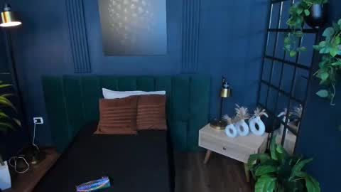 Roxy hell online show from January 6, 12:31 pm