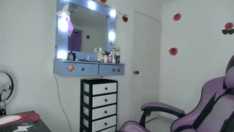 Roxy online show from March 15, 3:56 am