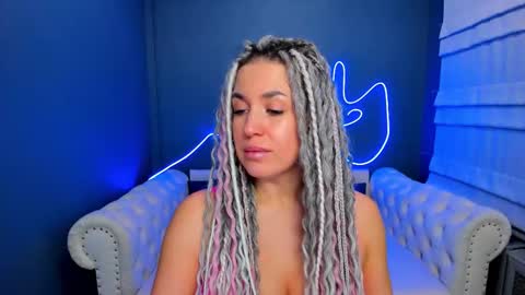 Roxy online show from January 17, 1:54 am