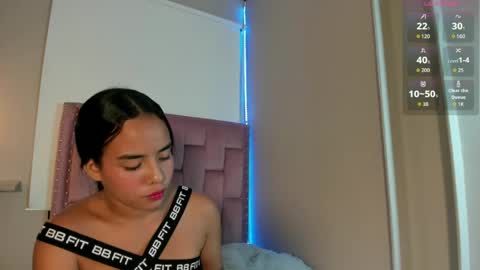 roxy_stone1 online show from April 16, 7:47 pm