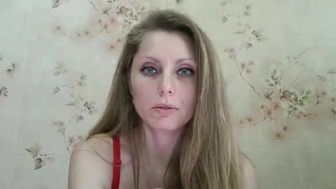 roxyfox18x01 online show from March 17, 9:23 am