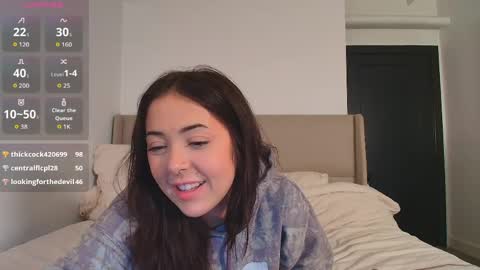 Roxy online show from May 7, 1:11 am