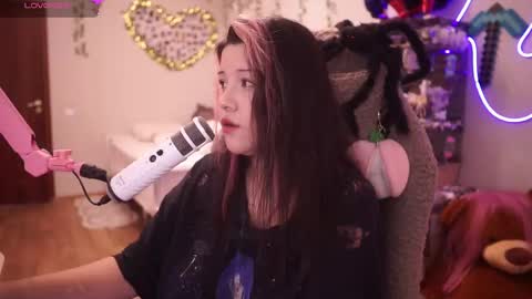 roxysuh online show from October 26, 10:21 am