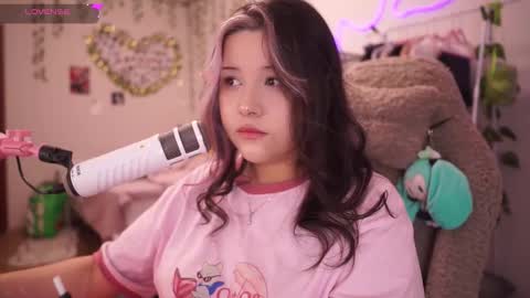 roxysuh online show from December 15, 7:23 am