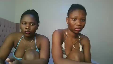 Snapshot of royal_goddes chatting on February 1, 11:09 am goddes online show from February 1, 11:09 am