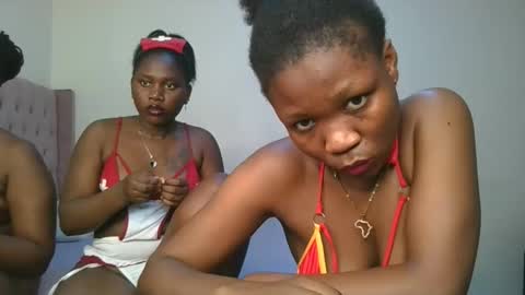 Snapshot of royal_goddes chatting on February 3, 11:10 pm goddes online show from February 3, 11:10 pm