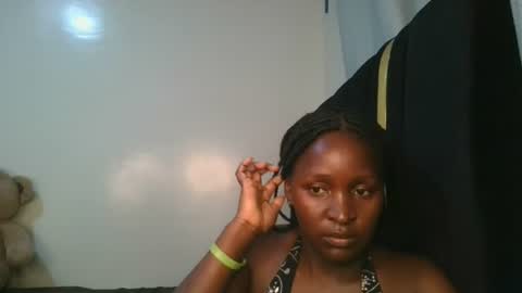 Snapshot of royal_goddes2 chatting on June 22, 3:25 am royal_goddes2 online show from June 22, 3:25 am
