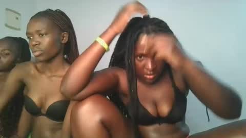 Snapshot of royal_goddes2 chatting on July 1, 6:51 pm royal_goddes2 online show from July 1, 6:51 pm