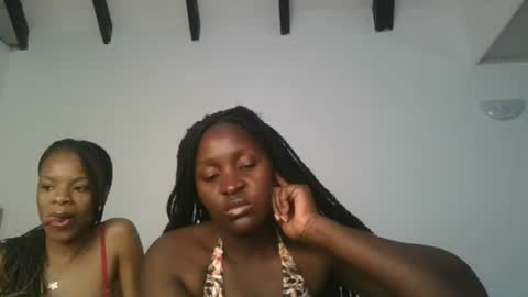 Snapshot of royal_goddes2 chatting on July 15, 5:40 pm royal_goddes2 online show from July 15, 5:40 pm