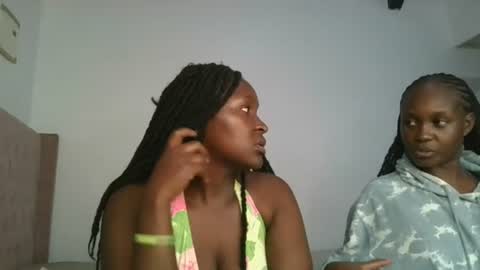 Snapshot of royal_goddes2 chatting on July 28, 3:21 pm royal_goddes2 online show from July 28, 3:21 pm
