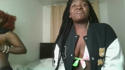 Snapshot of royal_goddes2 chatting on July 30, 3:16 am royal_goddes2 online show from July 30, 3:16 am