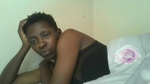 Snapshot of royal_kendrah chatting on September 11, 7:08 am royal_kendrah online show from September 11, 7:08 am