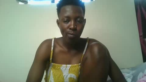 Snapshot of royal_kendrah chatting on September 16, 7:31 am royal_kendrah online show from September 16, 7:31 am