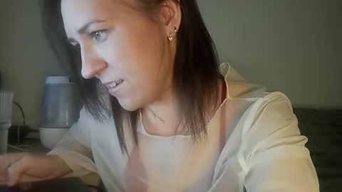 Snapshot of royalnectar chatting on May 6, 5:18 pm royalnectar online show from May 6, 5:18 pm