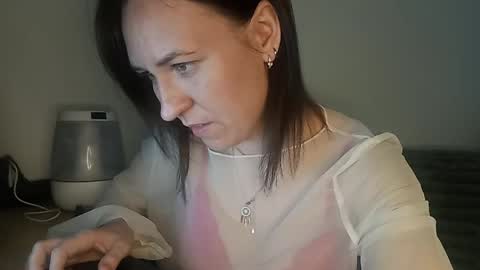 Snapshot of royalnectar chatting on May 8, 6:24 pm royalnectar online show from May 8, 6:24 pm