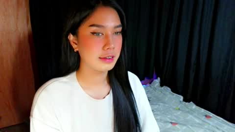 Prince and Princess online show from May 25, 2:23 pm