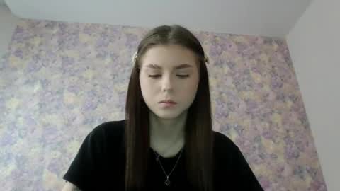 Snapshot of royalvelour chatting on May 15, 12:01 pm royalvelour online show from May 15, 12:01 pm