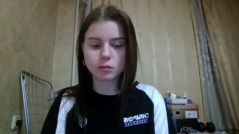Snapshot of royalvelour chatting on May 30, 7:55 pm royalvelour online show from May 30, 7:55 pm