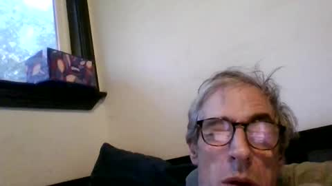Snapshot of royboy2561 chatting on March 22, 2:31 pm Roy Murrin online show from March 22, 2:31 pm
