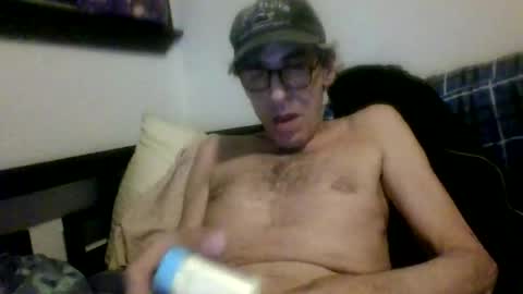 Snapshot of royboy2561 chatting on May 27, 3:36 am Roy Murrin online show from May 27, 3:36 am