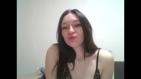 Roza05x online show from March 6, 9:17 am