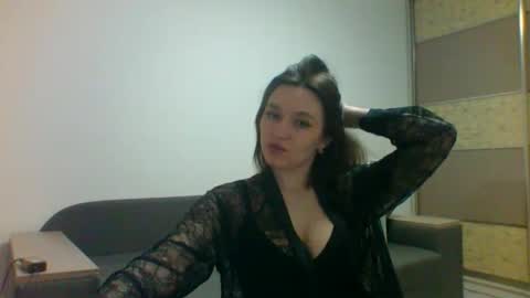 Roza05x online show from April 8, 10:15 am