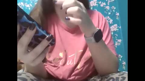 Snapshot of roza1999 chatting on November 3, 4:30 pm  ALISE LidaL online show from November 3, 4:30 pm