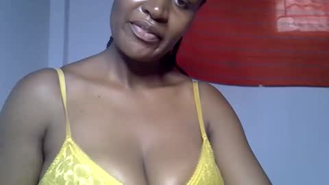 Snapshot of rozie34 chatting on March 1, 9:00 am rozie34 online show from March 1, 9:00 am