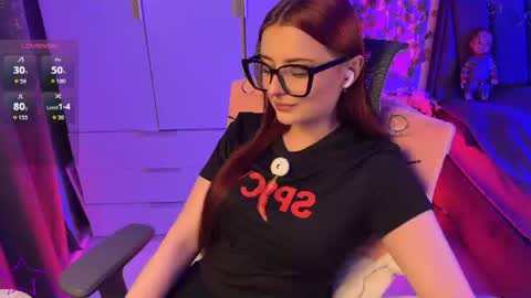 Snapshot of rozierose chatting on July 15, 9:31 pm Rose online show from July 15, 9:31 pm