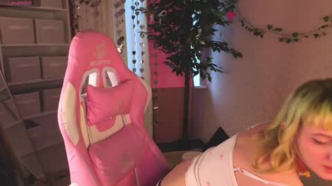 Roziett online show from March 14, 9:26 am