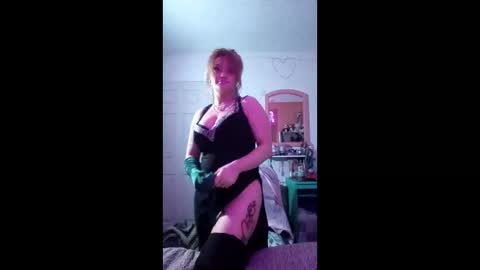 Snapshot of rraineonme chatting on February 24, 10:02 am rraineonme online show from February 24, 10:02 am