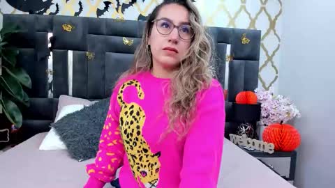 RubbyTaylor online show from November 1, 11:34 am