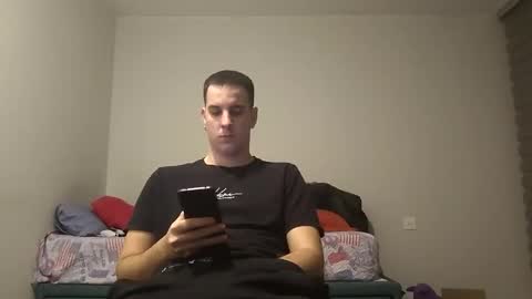 Snapshot of rubenadell chatting on December 2, 12:41 am Dechill22 online show from December 2, 12:41 am