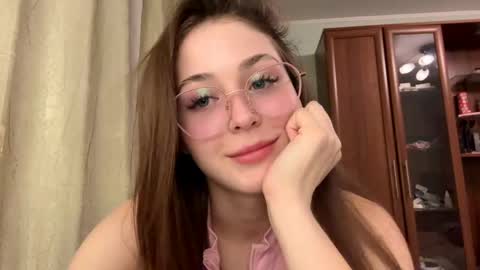 Adel online show from May 26, 7:32 pm