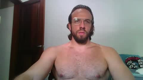 Snapshot of rubio121 chatting on May 18, 2:01 pm rubio121 online show from May 18, 2:01 pm
