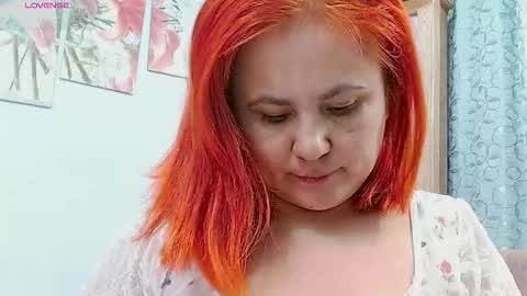 Snapshot of rubiqueens chatting on November 14, 10:58 am RubiQueens online show from November 14, 10:58 am